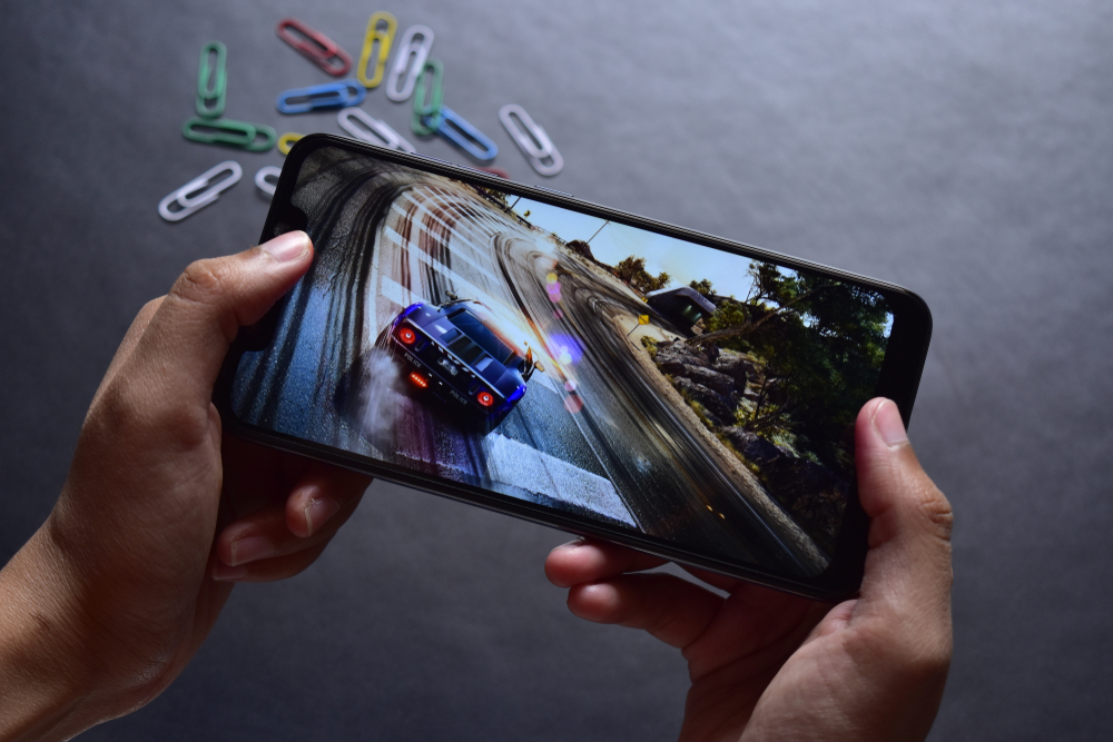 Asphalt Extreme video game gameplay on Netflix in a smartphone